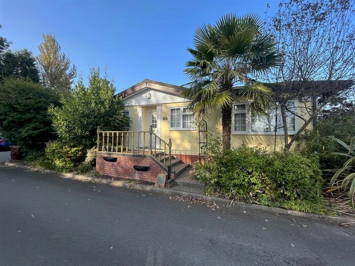 2 Bedroom Park Home For Sale In Oak Lane, Allesley, Coventry, CV5