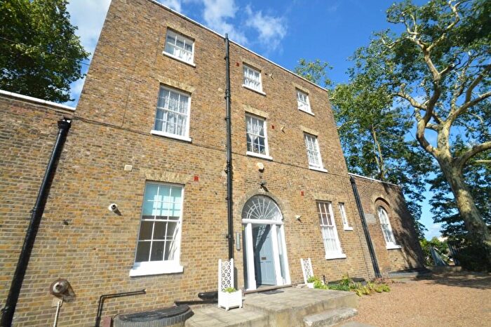 1 Bedroom Flat To Rent In Vicarage Park, London, SE18