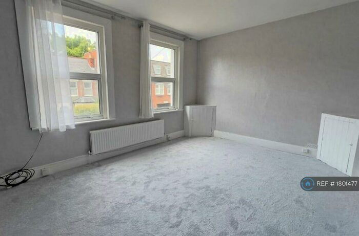 1 Bedroom Maisonette To Rent In Lynmouth Road, Reading, RG1