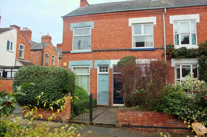 2 Bedroom End Of Terrace House To Rent In Orlando Road, Clarendon Park, Leicester, LE2