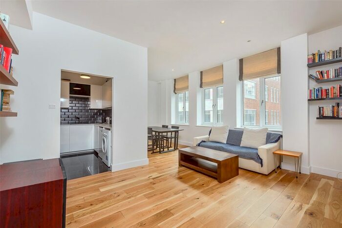1 Bedroom Flat To Rent In Munro House, St. Cross Street, Farringdon, EC1N