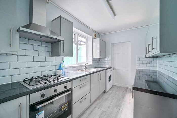 2 Bedroom Terraced House To Rent In Southland Road, Plumstead, London, SE18