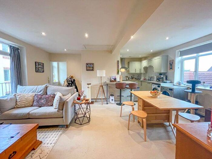 2 Bedroom Flat For Sale In The Firs, High Street, Whitchurch, HP22