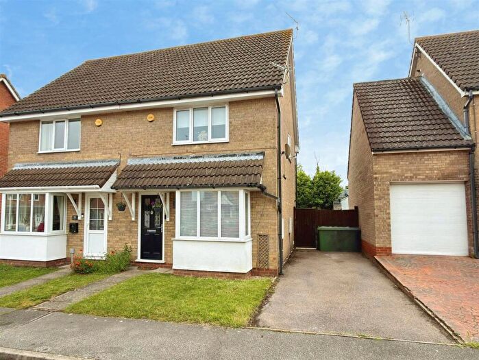 3 Bedroom Semi-Detached House For Sale In Dovedale, Carlton Colville, Lowestoft, Suffolk, NR33