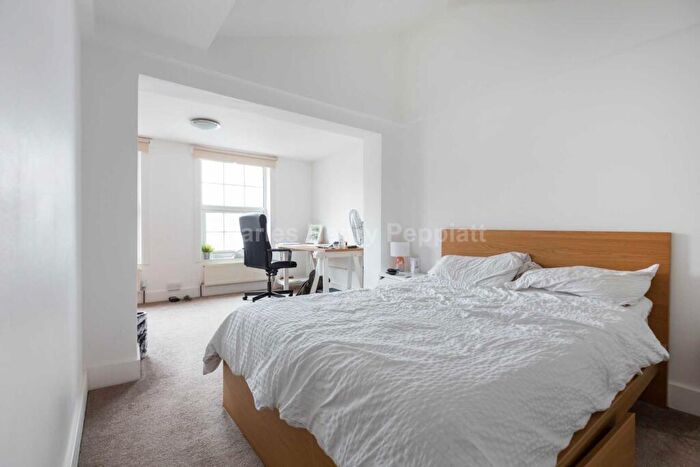 2 Bedroom Apartment To Rent In Plender Street, Camden Town, NW1