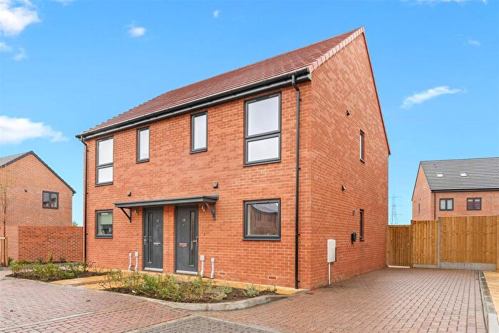 2 Bedroom Semi Detached House To Rent In Union View, Dartford, DA2