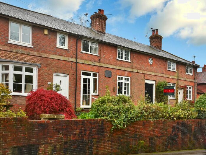 2 Bedroom Cottage To Rent In Clayhill Mount, Clayhill, Goudhurst, Cranbrook, TN17