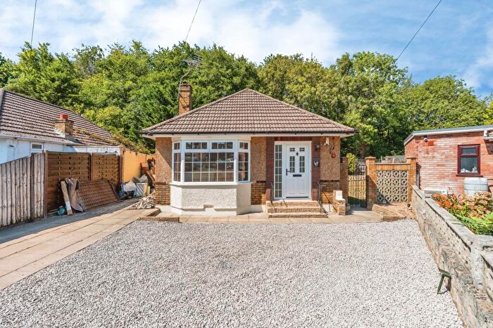 2 Bedroom Bungalow For Sale In Patricia Close, West End, Southampton, Hampshire, SO30