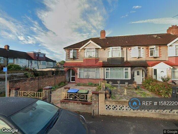 3 Bedroom Semi-Detached House To Rent In Richmond Crescent, London, N9
