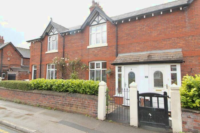 2 Bedroom Cottage To Rent In Bulkeley Road, Poynton, SK12