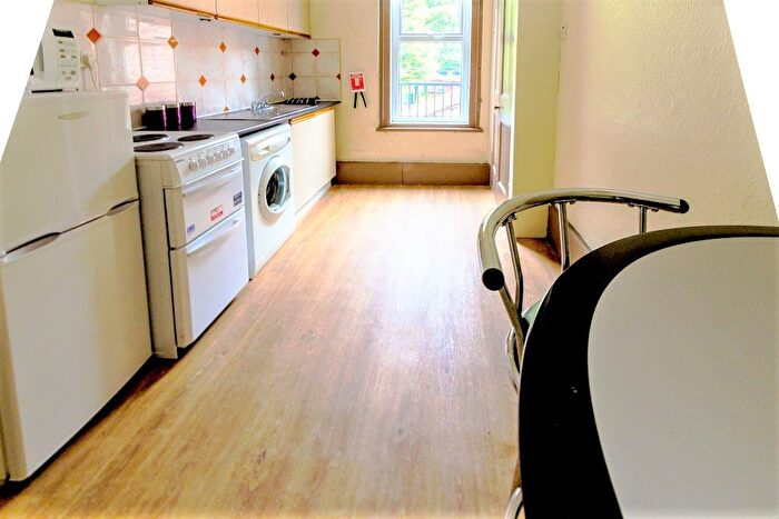 1 Bedroom Flat To Rent In Vinery Road, Leeds, LS4