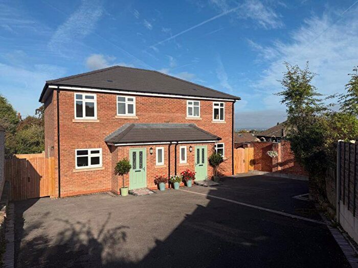 3 Bedroom Semi-Detached House For Sale In Primrose Crescent, Gee Cross, SK14