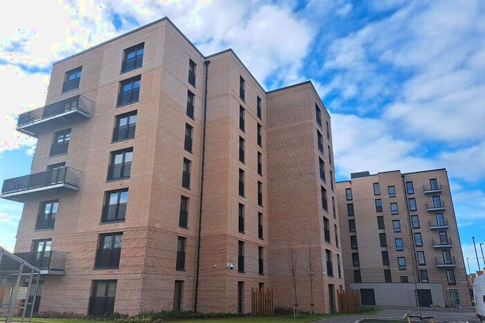 1 Bedroom Flat To Rent In Minerva Square, Glasgow, G3