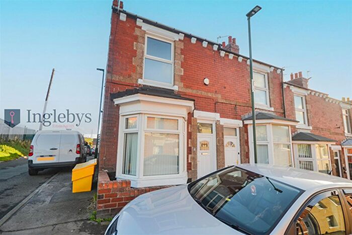 3 Bedroom End Of Terrace House To Rent In Foster Street, Brotton, Saltburn-By-The-Sea, TS12