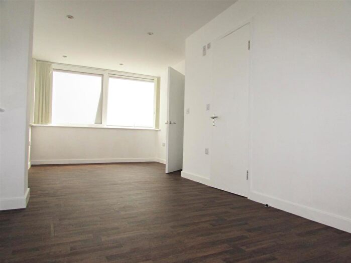 Studio To Rent In Christchurch Road, Bournemouth, BH1