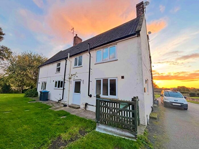 4 Bedroom Semi-Detached House To Rent In South Otterington, Northallerton, North Yorkshire, DL7