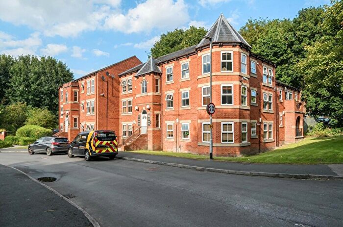2 Bedroom Flat To Rent In Bridgewater Court, Grove Lane, Headingley, Leeds, LS6