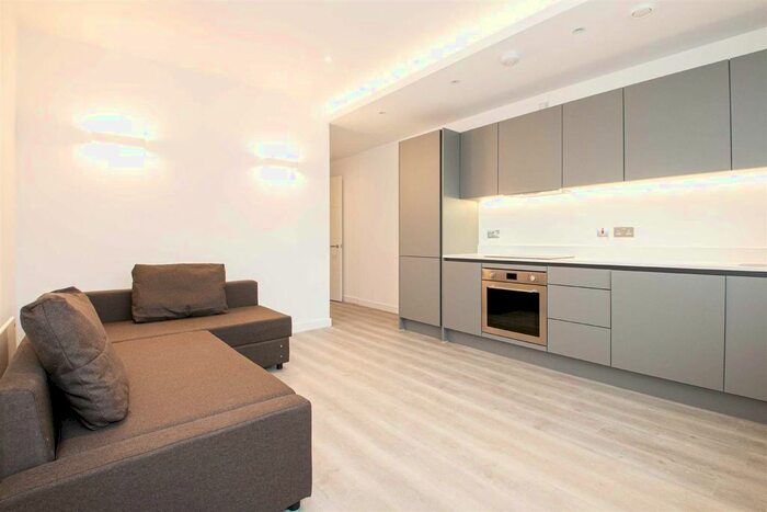 2 Bedroom Flat To Rent In Foxhunter Drive, Linford Wood, Milton Keynes, MK14