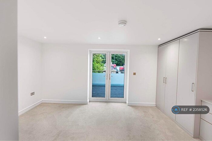 1 Bedroom Flat To Rent In Marple Bank Apartments, Marple, SK6