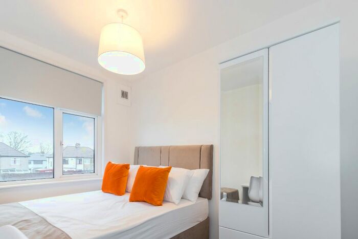 4 Bedroom Terraced House To Rent In Station Road, Filton, Bristol, BS34