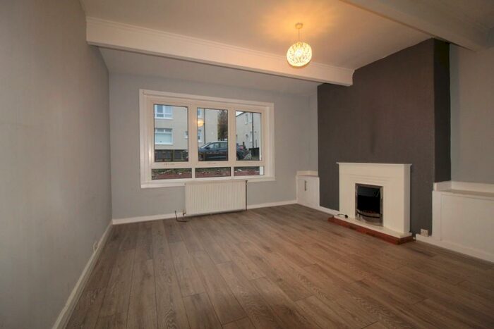 2 Bedroom Ground Flat To Rent In Wylie Crescent, Cumnock, Ayrshire, KA18