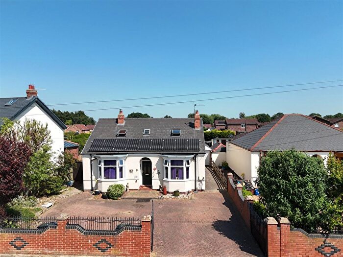 4 Bedroom Bungalow For Sale In Barmpton Lane, Darlington, DL1