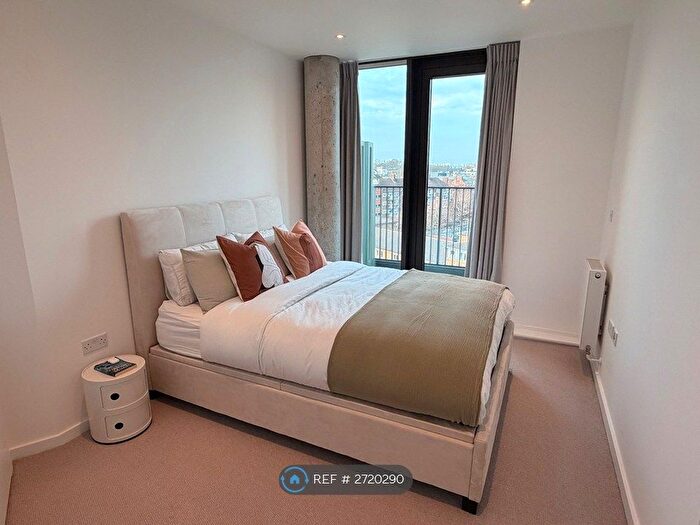 1 Bedroom Flat To Rent In Vetro Court, London, E14