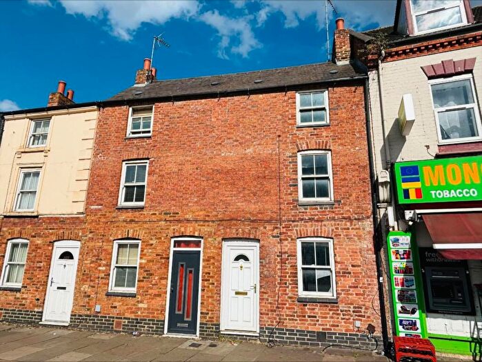 2 Bedroom Cottage For Sale In Barrack Road, The Mounts, Northampton, NN1