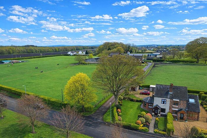 3 Bedroom Semi Detached House For Sale In Ormskirk Road, Rainford, St. Helens, WA11