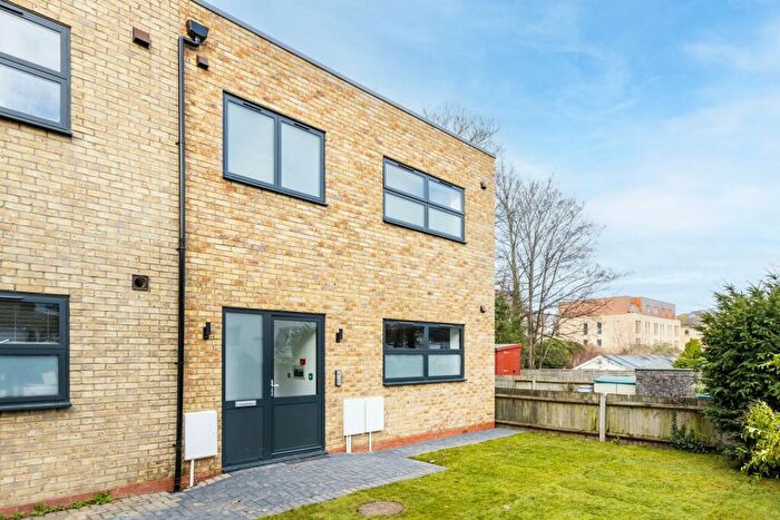 1 Bedroom Flat To Rent In Lansdowne Road, Croydon, CR0