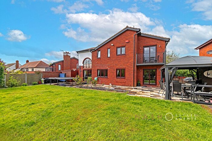 5 Bedroom Detached House For Sale In Chase Avenue, Walton Park, MK7