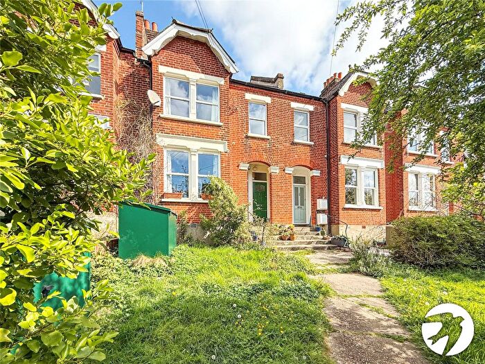 2 Bedroom Maisonette To Rent In Oaksford Avenue, London, SE26