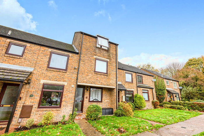 Property To Rent In Bazes Shaw, New Ash Green, Longfield, Kent, DA3