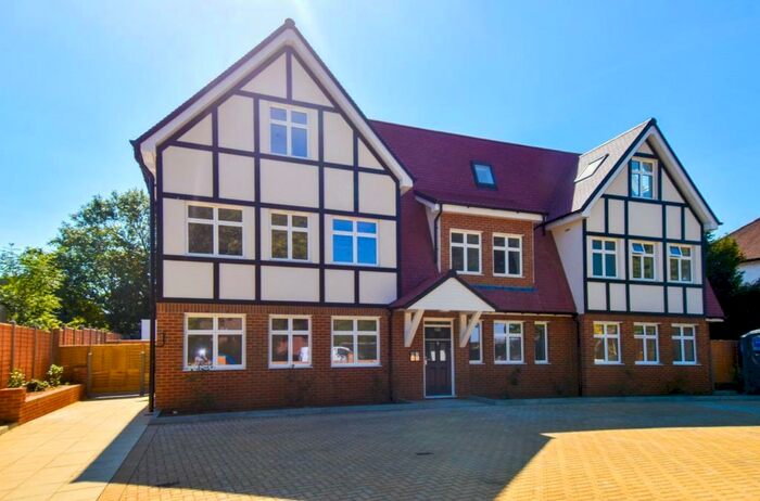 2 Bedroom Apartment To Rent In Pampisford Road, South Croydon, CR2