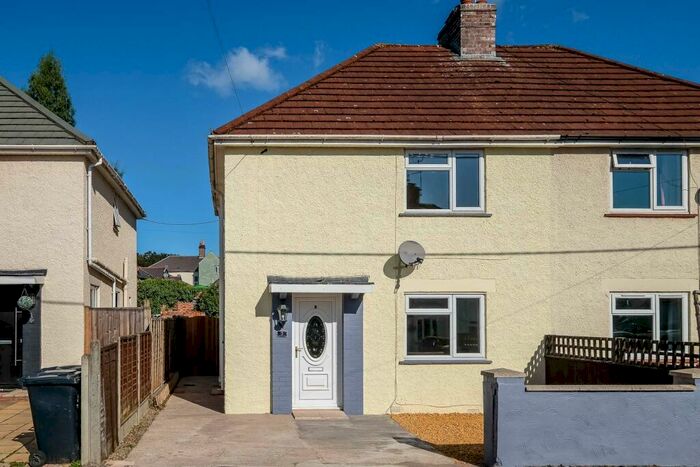 3 Bedroom Semi-Detached House To Rent In Fairfield Road, Lydney, GL15