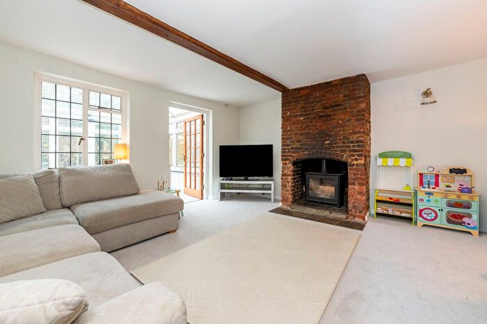 4 Bedroom Semi-Detached House For Sale In High Street, Nutley, TN22