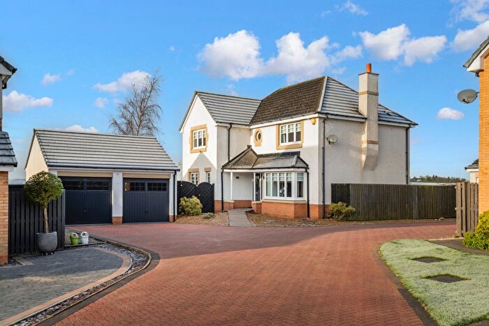 4 Bedroom Detached House For Sale In Pillans Avenue, Carluke, South Lanarkshire, ML8