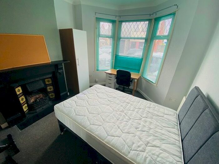 4 Bedroom Terraced House To Rent In Moy Road, Cardiff CF24