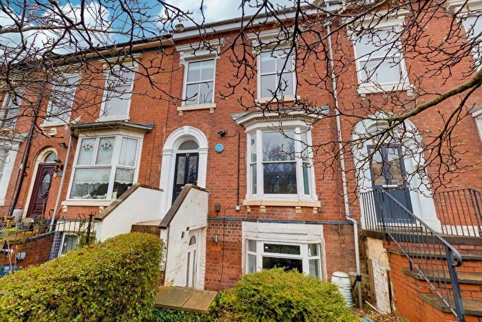 4 Bedroom Terraced House For Sale In St. Georges Place, Barrack Road, Northampton, NN2