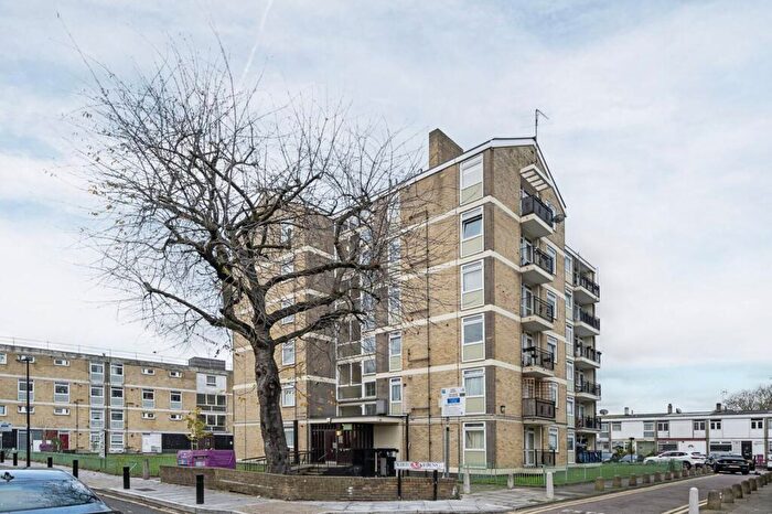 2 Bedroom Flat To Rent In Chambord Street, Columbia Road, London, E2