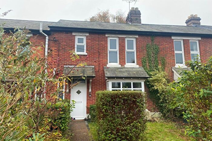 3 Bedroom Terraced House To Rent In Osborne Road, Petersfield, GU32
