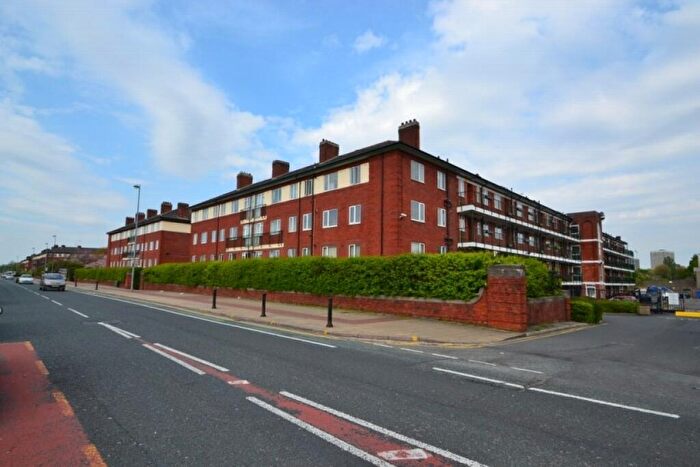 2 Bedroom Apartment To Rent In Redmires Court, Eccles New Road, Salford, M5
