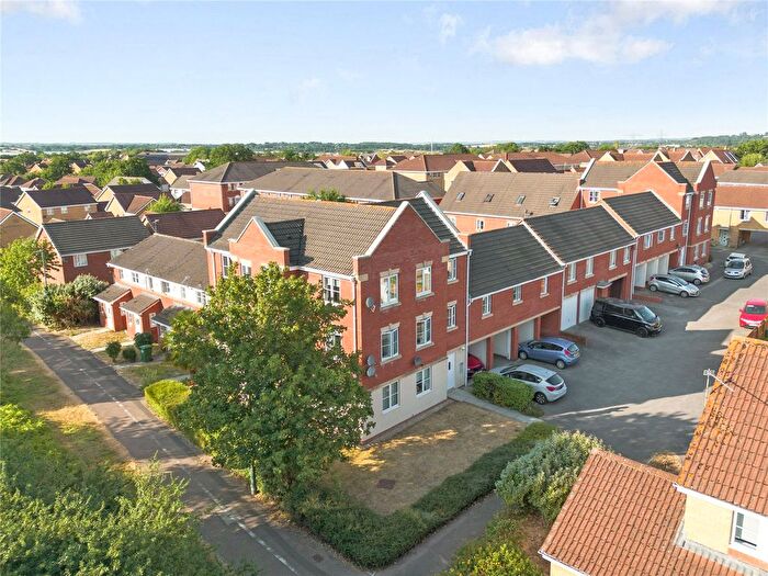2 Bedroom Flat For Sale In Julius Close, Emersons Green, Bristol, BS16
