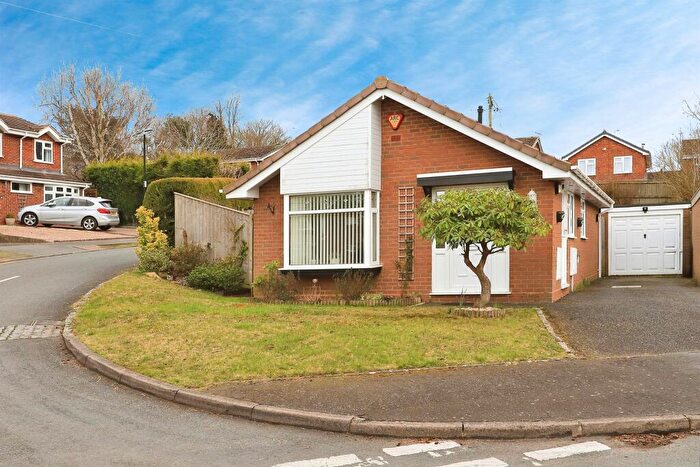 2 Bedroom Detached Bungalow For Sale In Magpie Way, Kidderminster, DY10