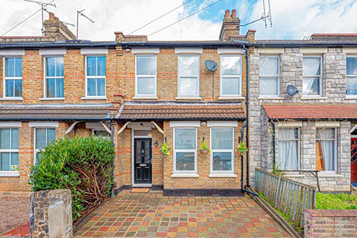 3 Bedroom Terraced House To Rent In North Avenue, Southend-On-Sea, SS2