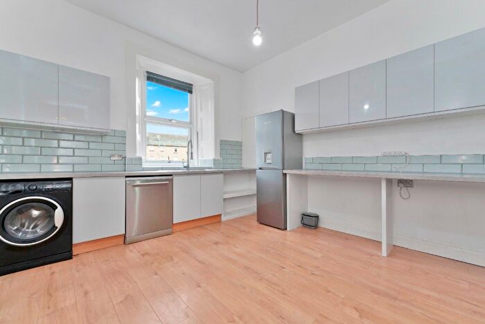 3 Bedroom Flat To Rent In North High Street, Musselburgh, East Lothian, EH21