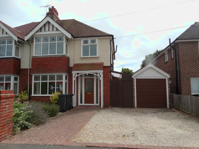 4 Bedroom Semi-Detached House To Rent In Shermanbury Road, Worthing, BN14