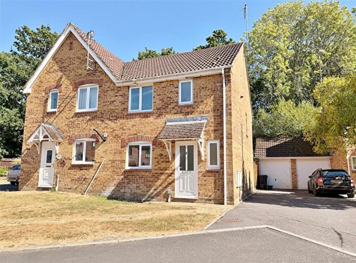 3 Bedroom Semi Detached House For Sale In Albion Way, Verwood, Dorset, BH31
