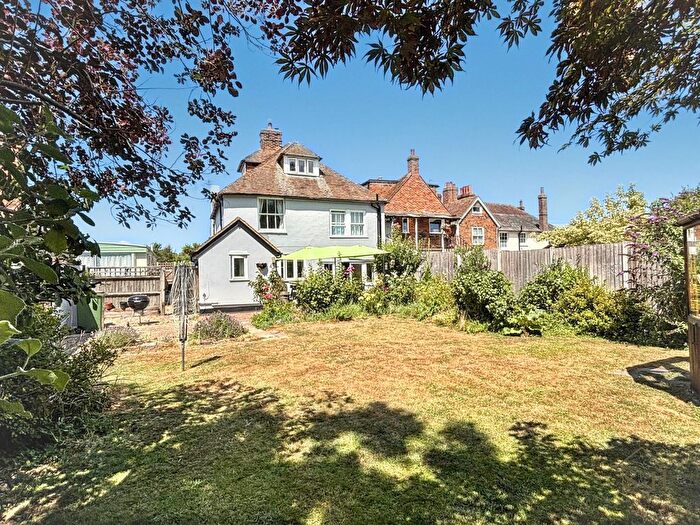 5 Bedroom End Of Terrace House For Sale In High Street, Brookland, TN29