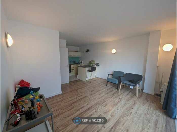 1 Bedroom Flat To Rent In California Building, London, SE13